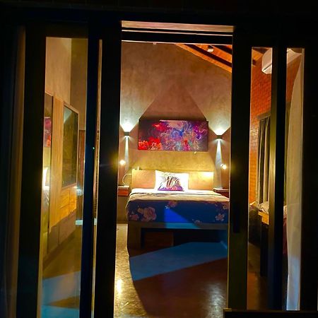 Negombo Morawala Beach Villa Екстер'єр фото