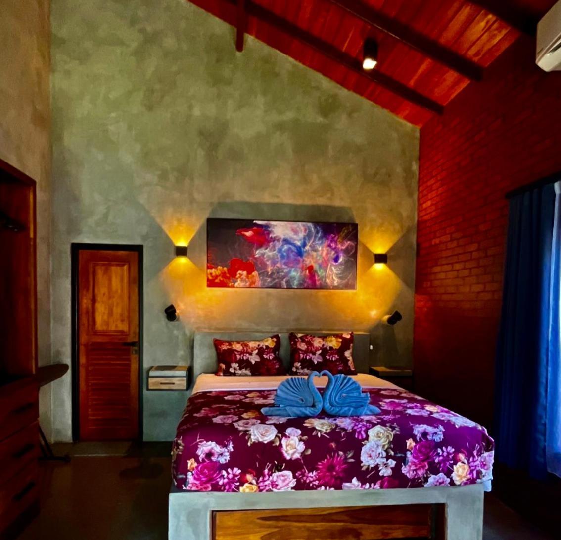 Negombo Morawala Beach Villa Екстер'єр фото