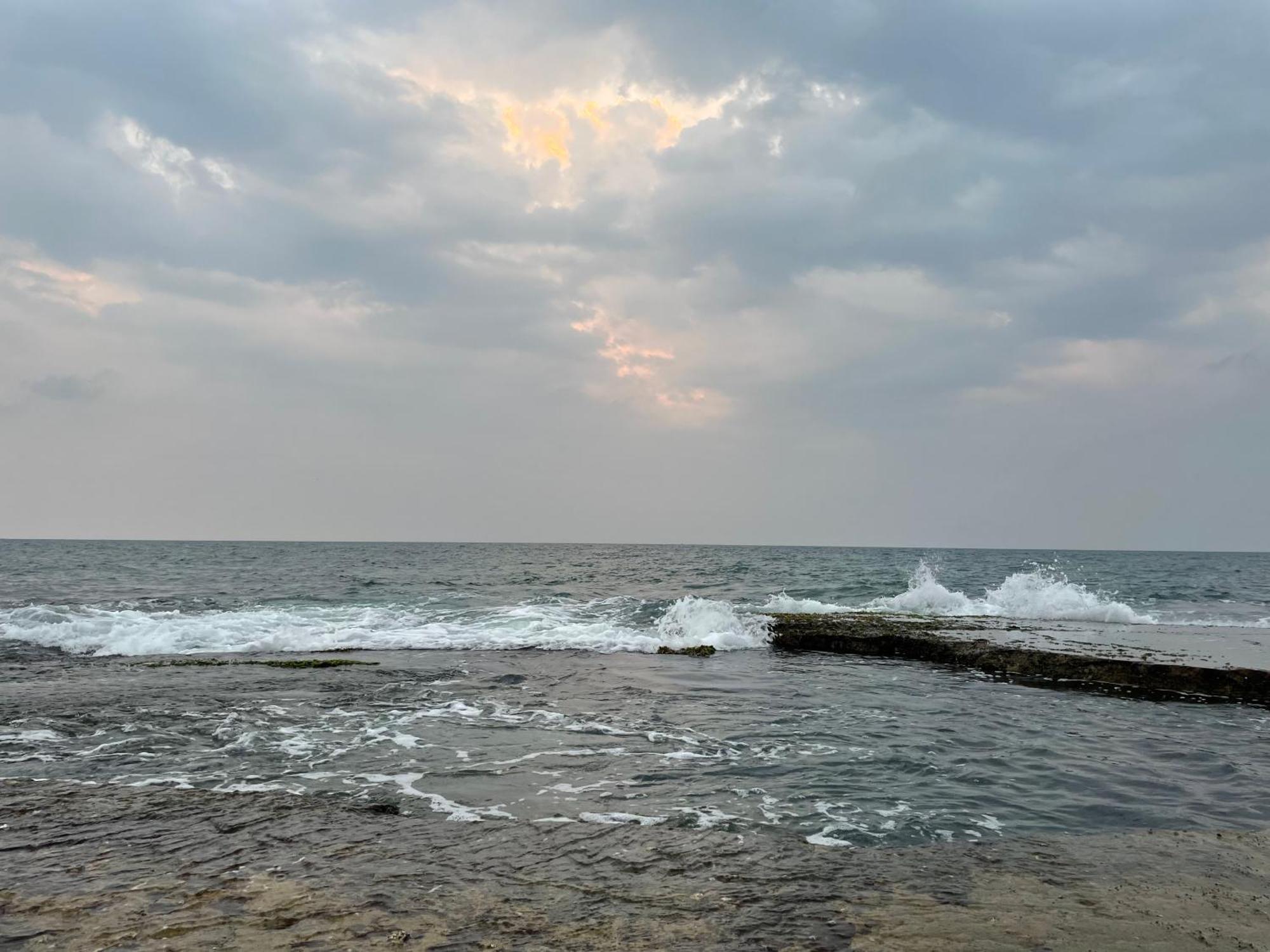 Negombo Morawala Beach Villa Екстер'єр фото