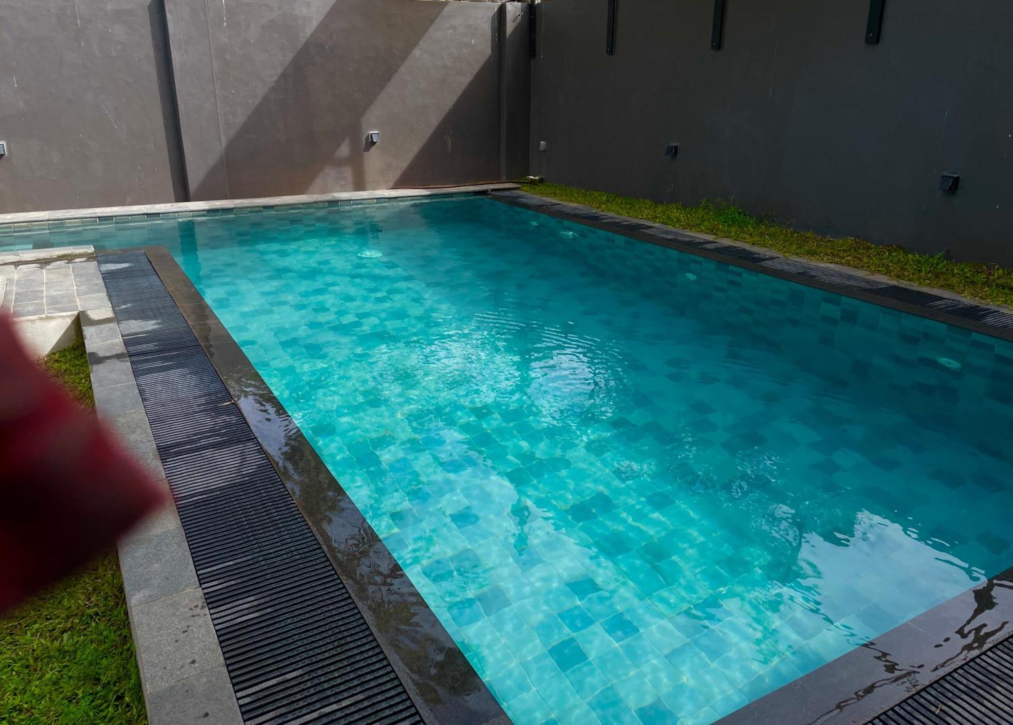 Negombo Morawala Beach Villa Екстер'єр фото